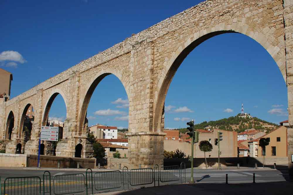 Teruel 07 - acueducto los Arcos.jpg